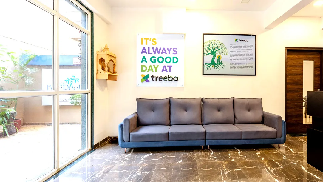 Blue Roof Sea Side Kelva