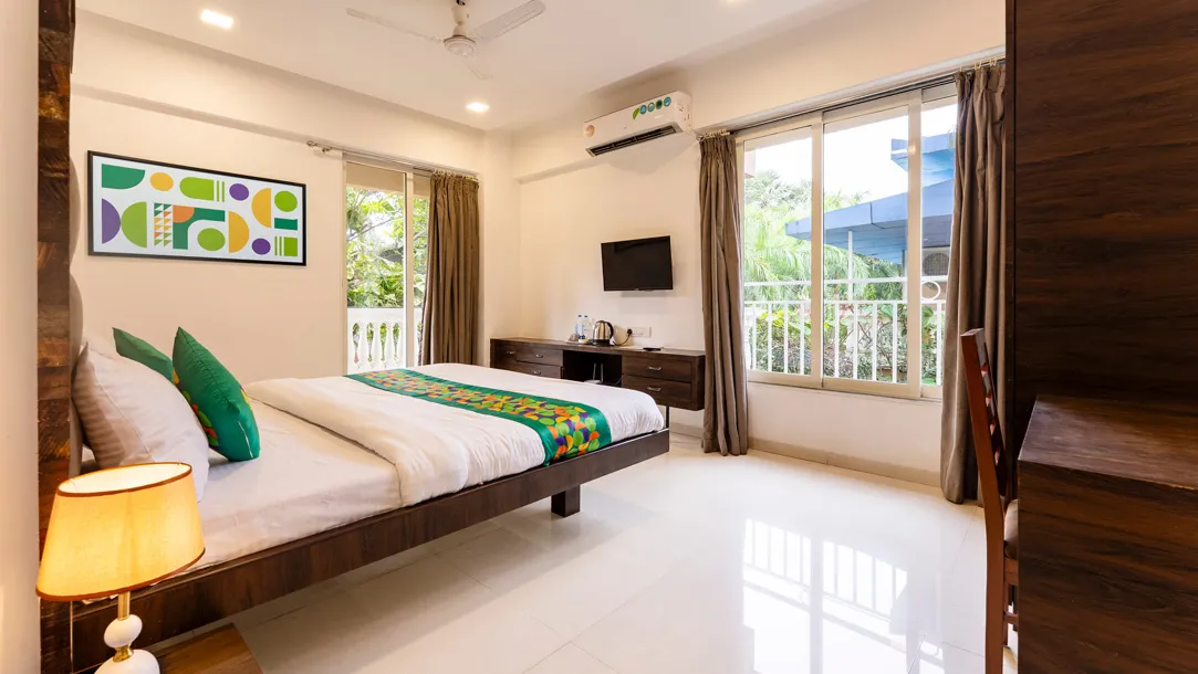 Blue Roof Sea Side Kelva