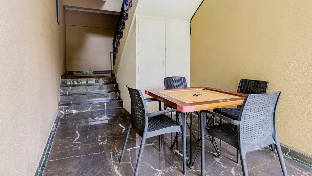 Blue Roof Sea Side Kelva